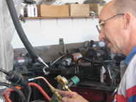 ben rebuilding a high pressure hose